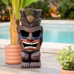 Statue tiki