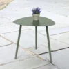 Table d'appoint forme galet vert